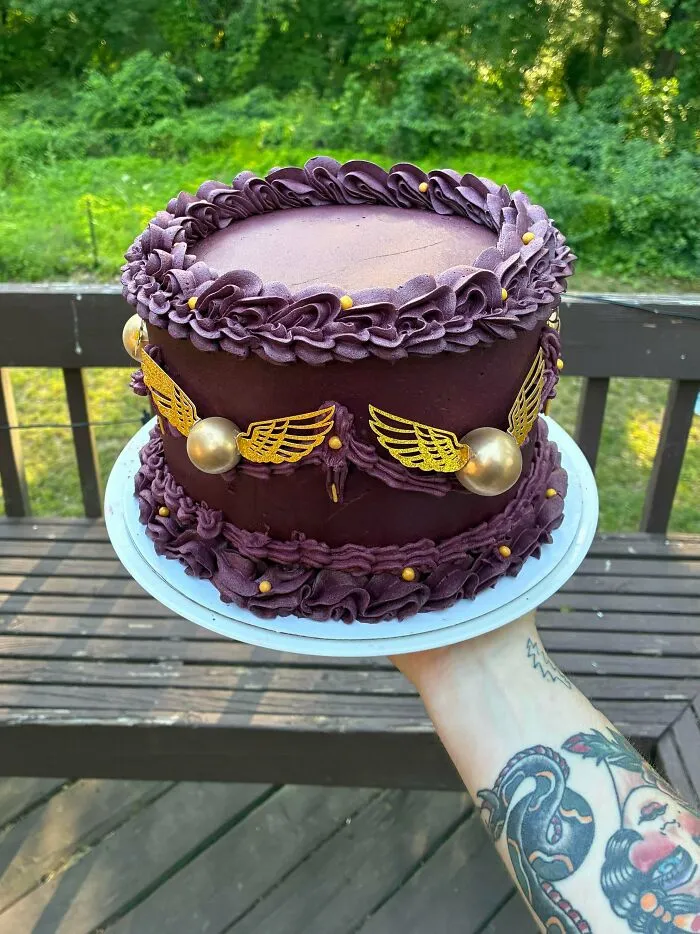 First Time Trying A Vintage Style Cake!