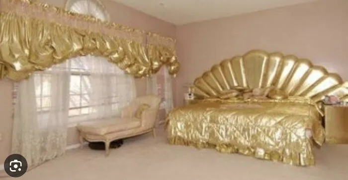 79 Houses So Weird People Couldn’t Believe They Were Actually For Sale