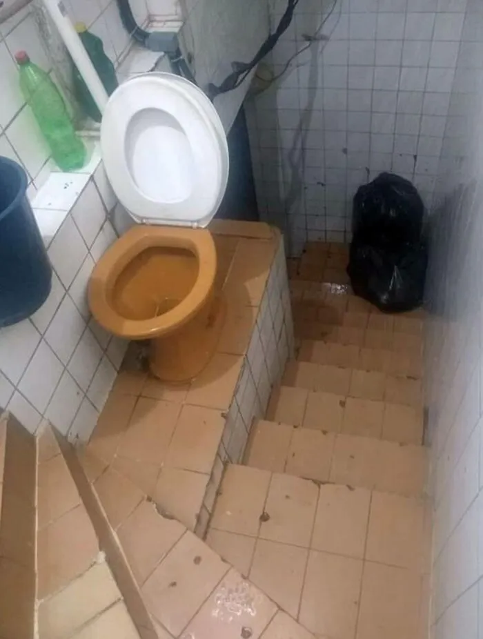 79 Houses So Weird People Couldn’t Believe They Were Actually For Sale