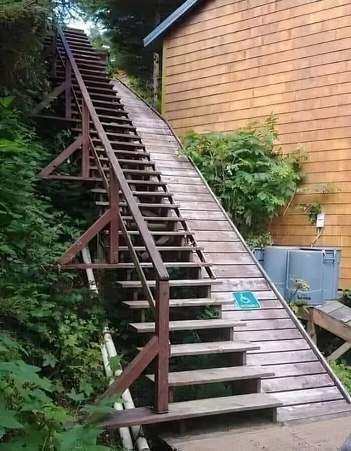 66 Times Architects And Designers Clearly Forgot How The World Works