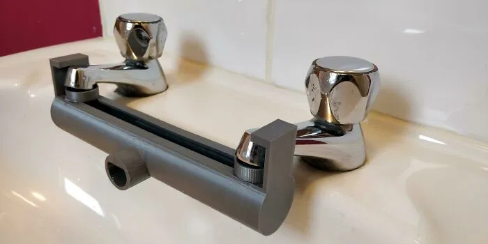 En mi país (Irlanda) hay grifos separados para el agua caliente y fría. ¡Aquí tienes un mezclador para conseguir una temperatura agradable!