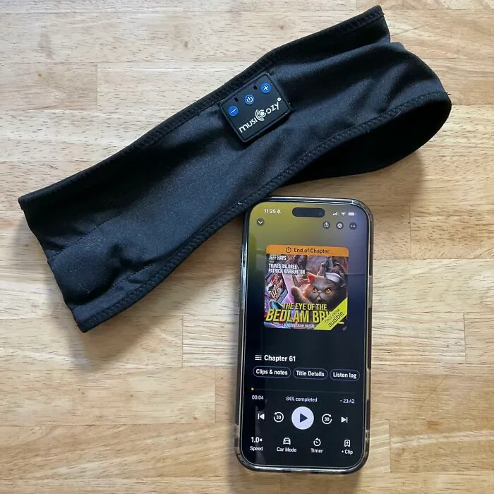 Falling Asleep To Music, Podcasts, Or White Noise Without Headphones That Dig Into Your Ears All Night Is Exactly What <a Style="Display:inline;" Href="Https://Www.amazon.com/Headphones-Bluetooth-Headband-Waterproof-Meditation/Dp/B087mdnj6s?ie=utf8&th=1&linkcode=ll2&tag=bpdog-20&linkid=21aa357a221a7fab2a98572fe245ab14&language=en_us&ref_=as_li_ss_tl" Target="_blank">  <span Style="Font: Inherit; Color: #d74b1f;"> Sleep Headphones </Span> Were Designed To Solve And They Do It Better Than Anything Else On The Nightstand