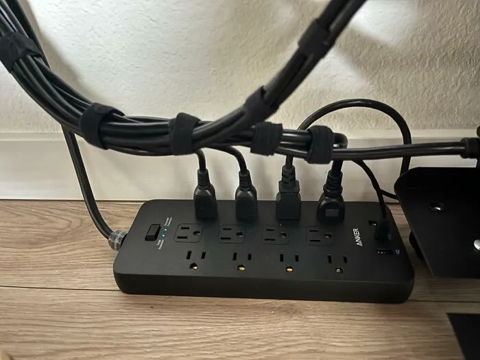 Every Desk, Nightstand, And Entertainment Unit That Has Been Running Out Of Outlets Since The Day It Was Set Up Gets An Immediate Solution From An <a Style="Display:inline;" Href="Https://Www.amazon.com/Anker-Protector-Multiple-Extension-Essential/Dp/B09sg2q23m?ie=utf8&th=1&linkcode=ll2&tag=bpdog-20&linkid=45b67586d6d379e506d188dc934245e4&language=en_us&ref_=as_li_ss_tl" Target="_blank">  <span Style="Font: Inherit; Color: #d74b1f;"> Anker Power Strip With Surge Protector </Span> That Handles The Load Without Making It Anyone's Problem
