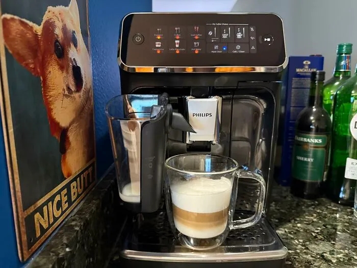 Barista-Quality Espresso At The Push Of A Button Means The <a Style="Display:inline;" Href="Https://Www.amazon.com/Philips-Integrated-Silentbrew-Ep3341-50/Dp/B0cz4gn5yt?ie=utf8&th=1&linkcode=ll2&tag=bpzebra-20&linkid=75eed9ceac030304a1693a65e6557756&language=en_us&ref_=as_li_ss_tl" Target="_blank">  <span Style="Font: Inherit; Color: #d74b1f;"> Philips Fully Automatic Espresso Machine </Span> Pays For Itself The Moment You Do The Math On How Much You've Been Spending At The Coffee Shop Every Week
