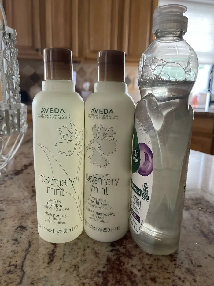 Hair That Smells Like A Boutique Spa And Feels Genuinely Clean From Root To End Is Exactly What <a Style="Display:inline;" Href="Https://Www.amazon.com/Rosemary-Purifying-Shampoo-Weightless-Conditioner/Dp/B07mgmd2yf?ie=utf8&th=1&linkcode=ll2&tag=bpdeer-20&linkid=fbf4ef99ed2501204b7e27bde423edf2&language=en_us&ref_=as_li_ss_tl" Target="_blank">  <span Style="Font: Inherit; Color: #d74b1f;"> Aveda Rosemary Mint Purifying Shampoo </Span> Delivers