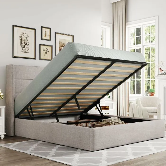 Every Under-The-Bed Bin, Forgotten Suitcase, And Seasonal Item That Has Been Living In The Closet Since Moving Day Finally Has Somewhere Better To Go Inside A <a Style="Display:inline;" Href="Https://Www.amazon.com/Allewie-Storage-Wingback-Headboard-Hydraulic/Dp/B0c9jfv24r?dib=eyj2ijoimsj9.z7xvegwt4devpg8m0vz34dguvltflv3zzmrmr45tqjyjaj2jrta452npvri1z1u0su6_jwshp79muvak8dp8ku-Wg8texptpjs_nlj7pgskewberkar1n0oimoy6pnz36l8jqu0tijrnmtg2v1gjnttvtaj0w6ugaifudmoou1q.pxcgaupukbg9mcdurofrjfimm5dg3tgemnzukuo0dwg&dib_tag=se&qid=1781763572&srs=211821377011&xpid=6zlrakohvvzrd&th=1&linkcode=ll2&tag=bpdeer-20&linkid=5d37a175d1fb804fc26594d21c02984e&language=en_us&ref_=as_li_ss_tl" Target="_blank">  <span Style="Font: Inherit; Color: #d74b1f;"> Queen Size Lift Up Storage Bed </Span> That Makes The Bedroom Work Twice As Hard Without Looking Like It's Trying At All