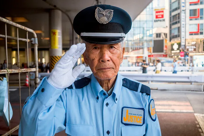 I Took 30 Photos That Show Why Japan Is A Dream Destination For Street Photographers