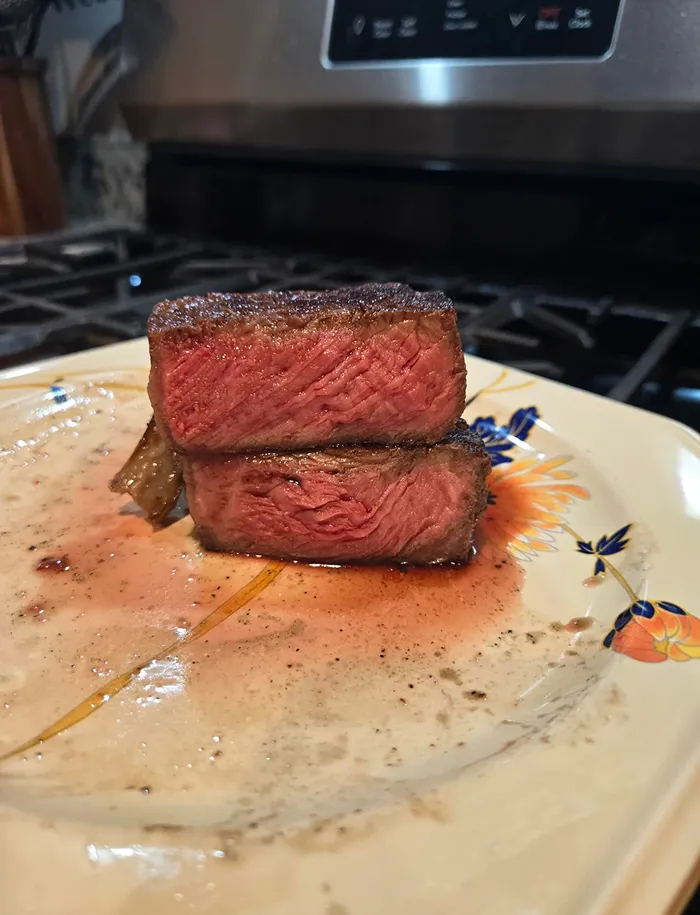 Resting Meat Has Nothing To Do With Juices "Flowing Back"