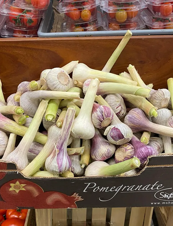 Garlic Powder Isn't The Inferior Option You Think It Is