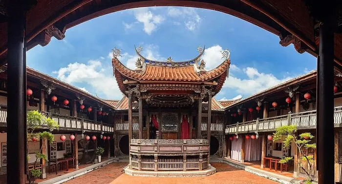 “Great Flower Hall”