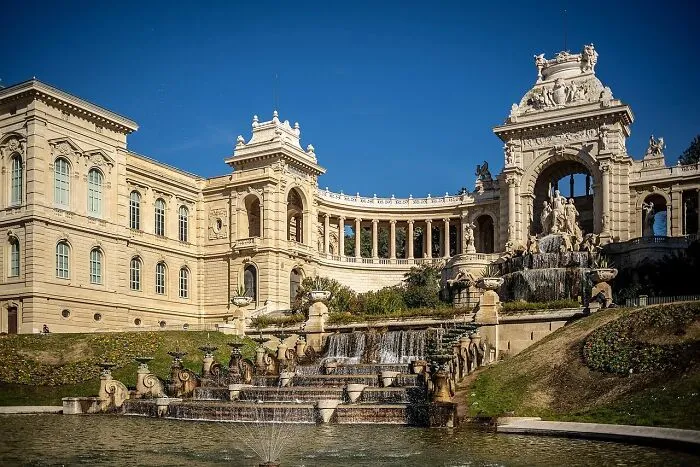 “Palais Longchamp”
