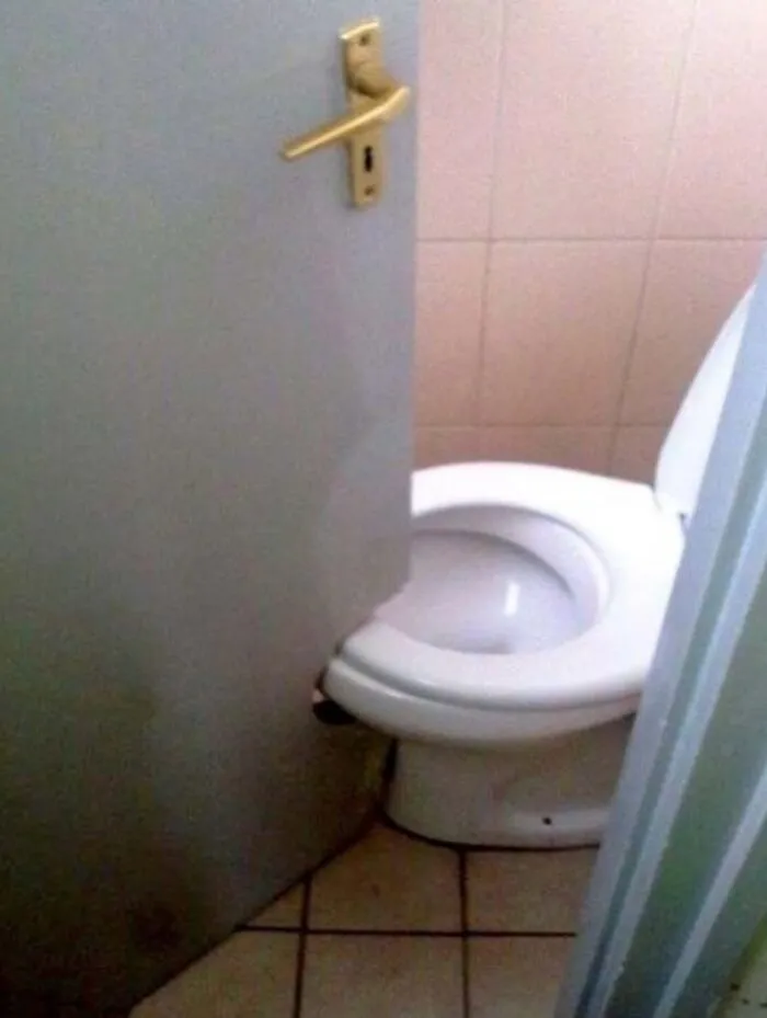 This Instagram Account Shares Hilarious Design Fails, Here Are 91 Of The Best (New Pics)