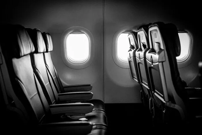 44 Airplane Moments That Left Passengers Absolutely Speechless
