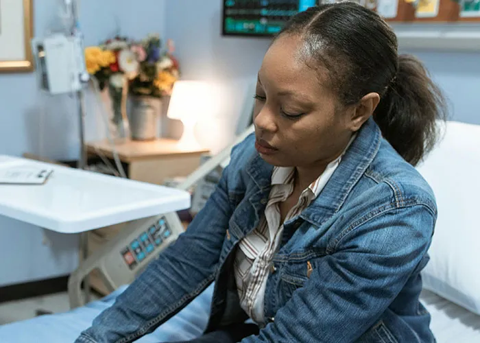 “Having A Miscarriage At Home”: 60 Things That Feel Legal But Aren’t