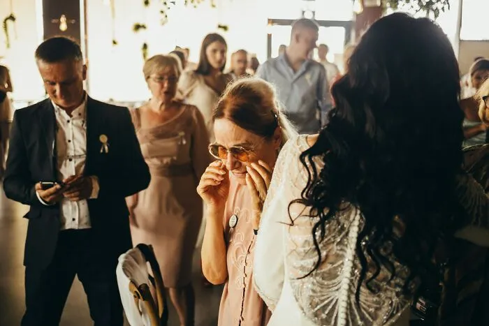 77 Wedding Guest Horror Stories That Left Couples Speechless