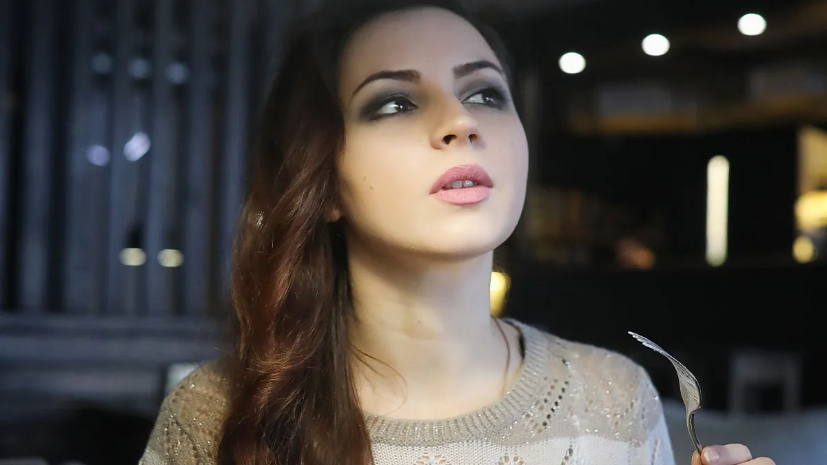Bride Lets Her Snobby Cousin Embarrass Herself So Bad, She Leaves Before The Wedding