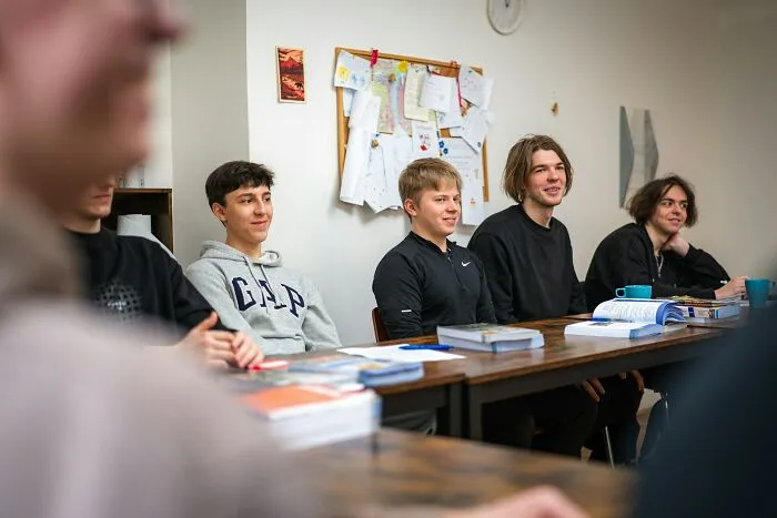 42 Experiences With The Youngest Generation That Make People Feel The World Is Doomed