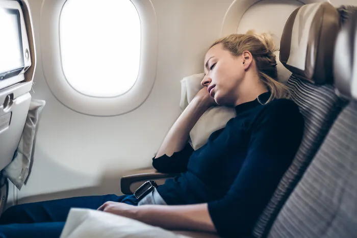 Random Seat Mate On Long-Haul Flight Made A Lasting Impression