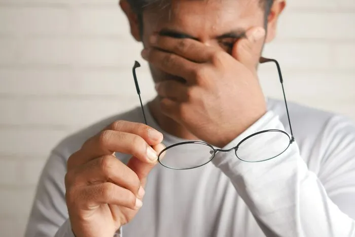 64 Times People Asked Their Partner To Stop Doing Something Gross, And Failed