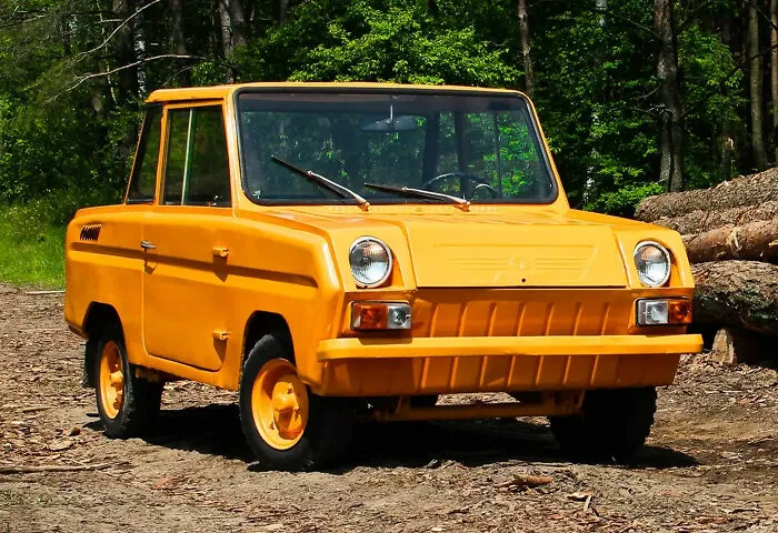 Soviet “Motocarriage” For Disabled People With A Motorbike Engine