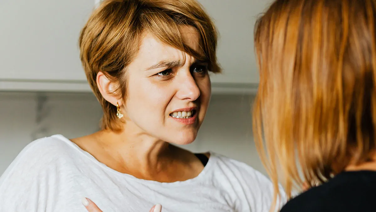 53 Toxic Friends Who Hurt People In Ways They Never Saw Coming