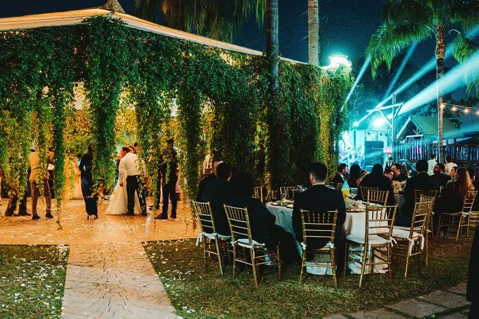 77 Wedding Guest Horror Stories That Left Couples Speechless