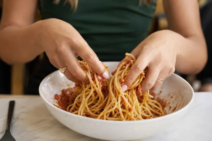 64 Times People Asked Their Partner To Stop Doing Something Gross, And Failed