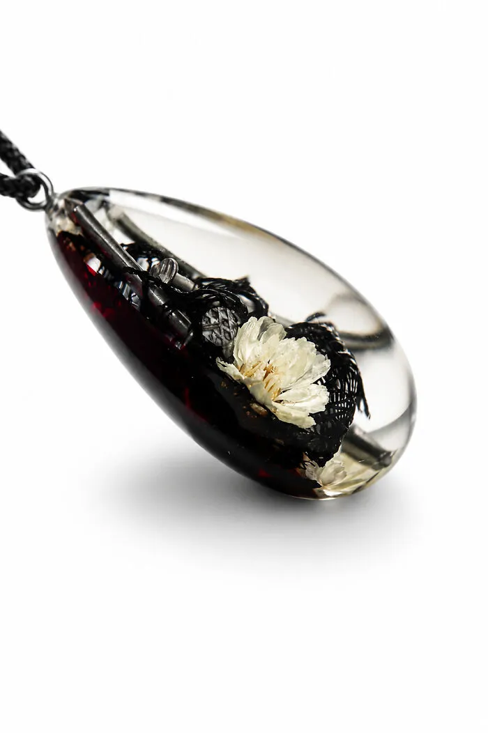 20 Remarkable Resin Jewelry Pieces By Oleksandra Fomchenko, Where Nature, Personal History, And Healing Become One