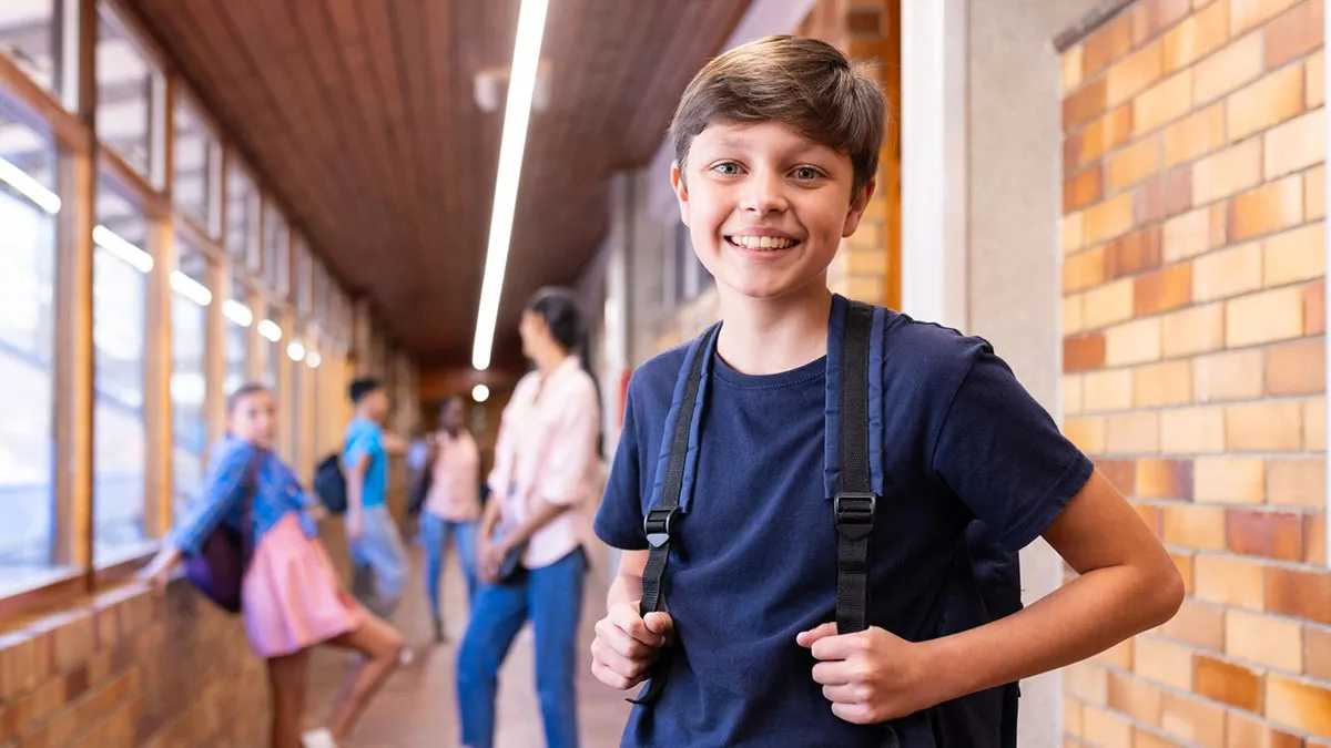 Kid Has Had Enough Of His Bully, Fights Back After Asking Dad, The Man Regrets It Instantly