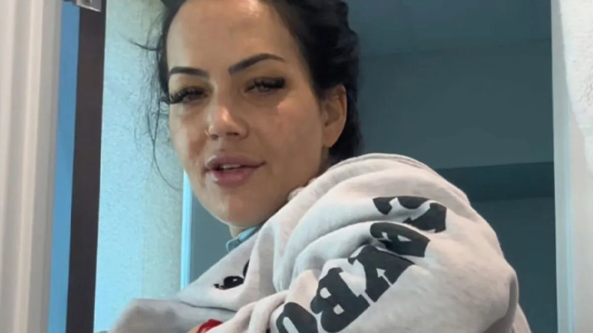 "Your Sign To Stop Now": Woman's Story Stuns As She Shares Experience With Liver Failure Due To Drinking