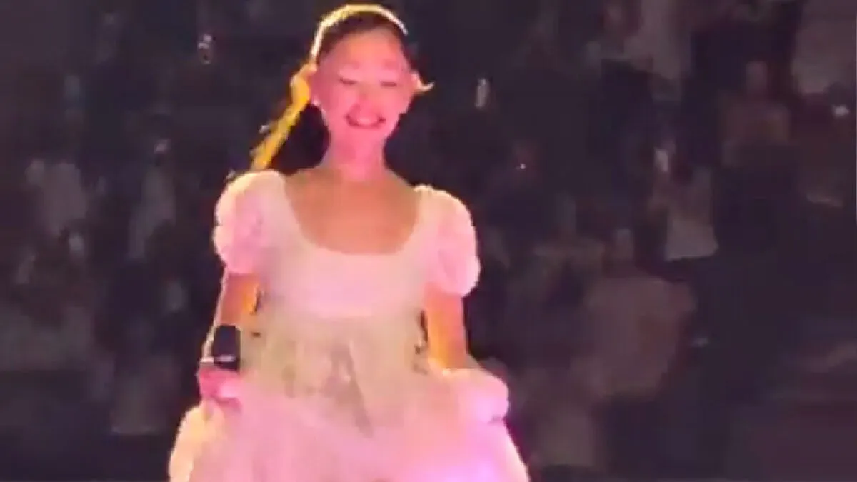 Ariana Grande’s Viral Concert Run Has Fans Asking The Same Question