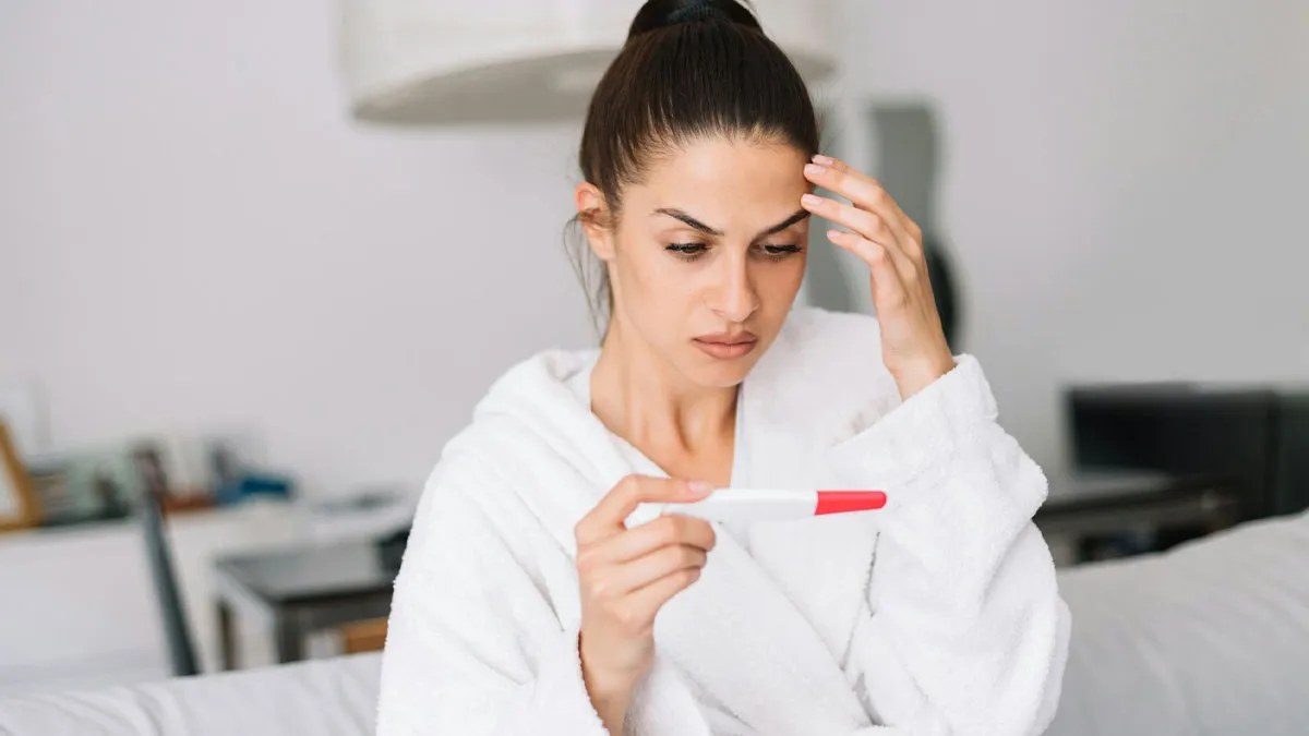 “Sickening”: 47 Times Women Deeply Regretted Looking Through Their Partner’s Phone