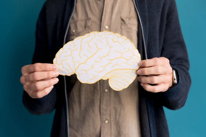 36 Weird Facts People Know About That Make Folks Question How They Even Learned It