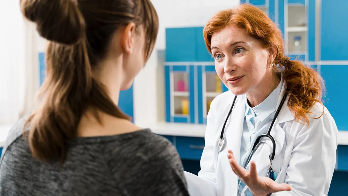 19YO Gets Dismissed By Know-It-All Nurse, Returns A Week Later With A Huge Infection Instead 