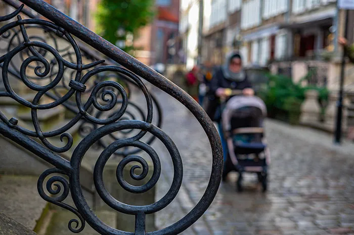 “Thank You Wave In Traffic”: 59 Social Contracts That Make Everyday Life Better