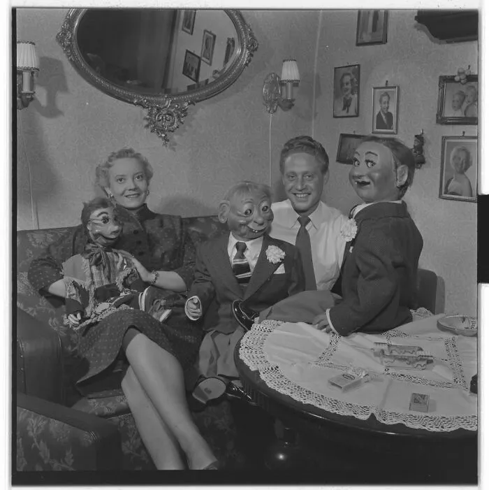 Inger Jacobsen And Jackie Hein Bülow Jantzen, 1954