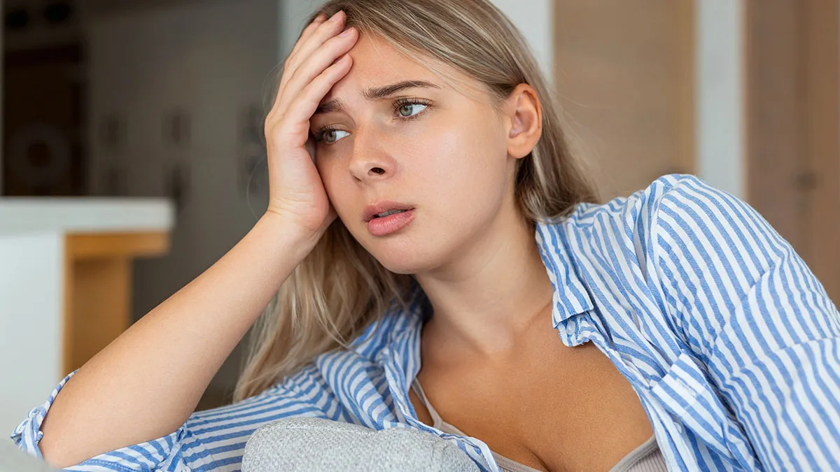 Woman Can’t Figure Out Why Her Wedding News Falls Flat, Best Friend Knows The Uncomfortable Truth
