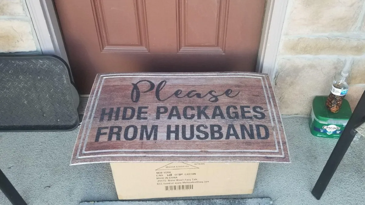 78 Times Delivery Drivers Tested People's Patience With The Funniest Mishaps