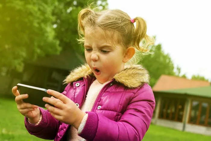 42 Experiences With The Youngest Generation That Make People Feel The World Is Doomed