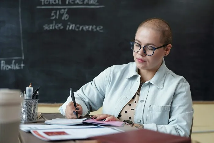 "Never Came Back To School": 51 Times The Class Clown Took It Too Far And Faced The Consequences