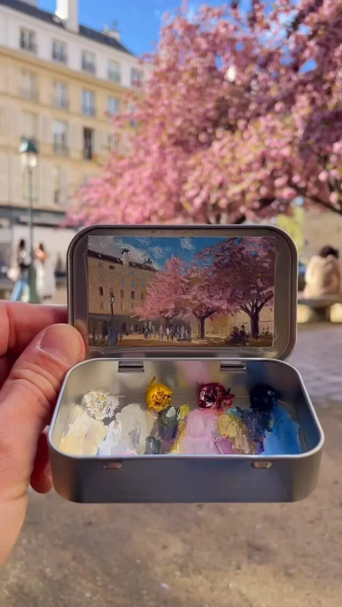 50 Tiny Paintings Hidden Inside Altoid Tins By This Remarkably Skilled Artist (New Pics)