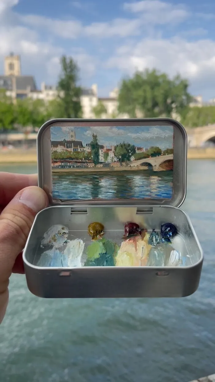 50 Tiny Paintings Hidden Inside Altoid Tins By This Remarkably Skilled Artist (New Pics)