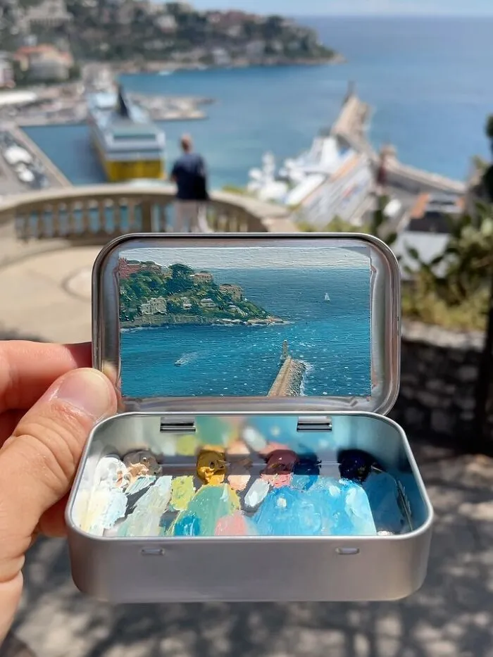 50 Tiny Paintings Hidden Inside Altoid Tins By This Remarkably Skilled Artist (New Pics)
