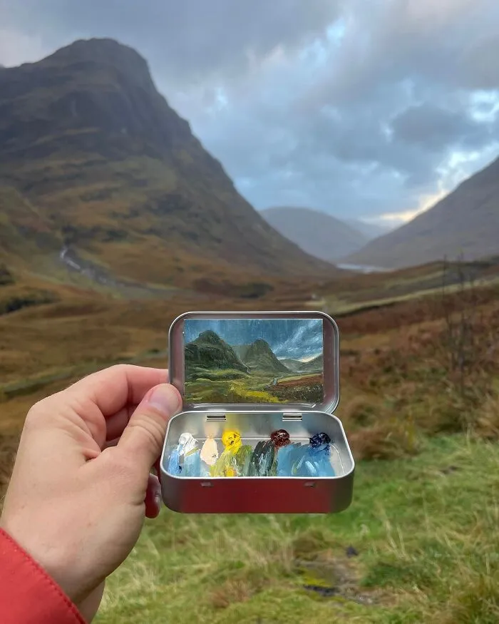 50 Tiny Paintings Hidden Inside Altoid Tins By This Remarkably Skilled Artist (New Pics)