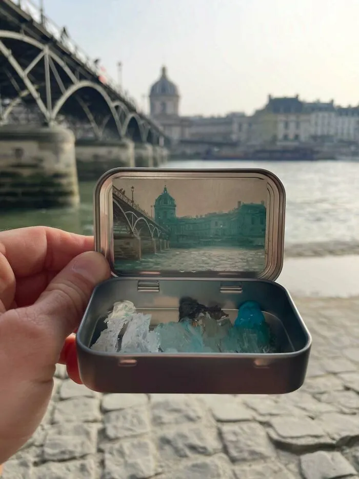 50 Tiny Paintings Hidden Inside Altoid Tins By This Remarkably Skilled Artist (New Pics)