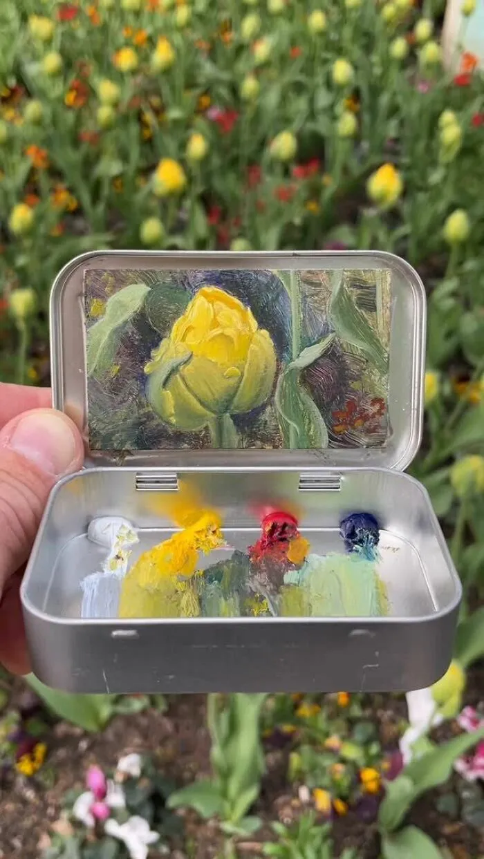 50 Tiny Paintings Hidden Inside Altoid Tins By This Remarkably Skilled Artist (New Pics)