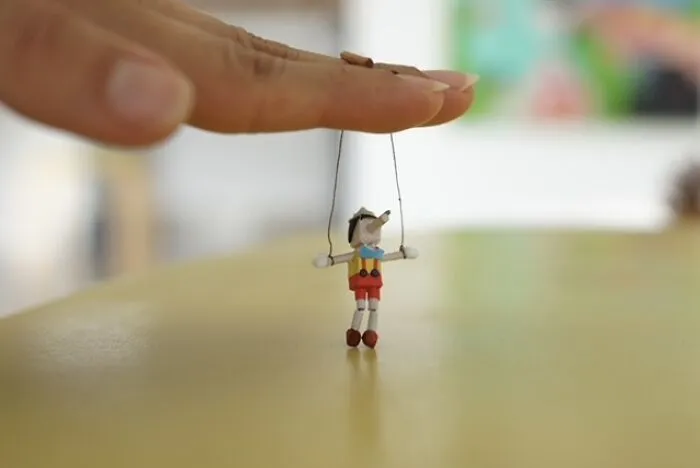 51 Delicate Miniature Works By Ana Sofía Casaverde That Reward A Closer Look