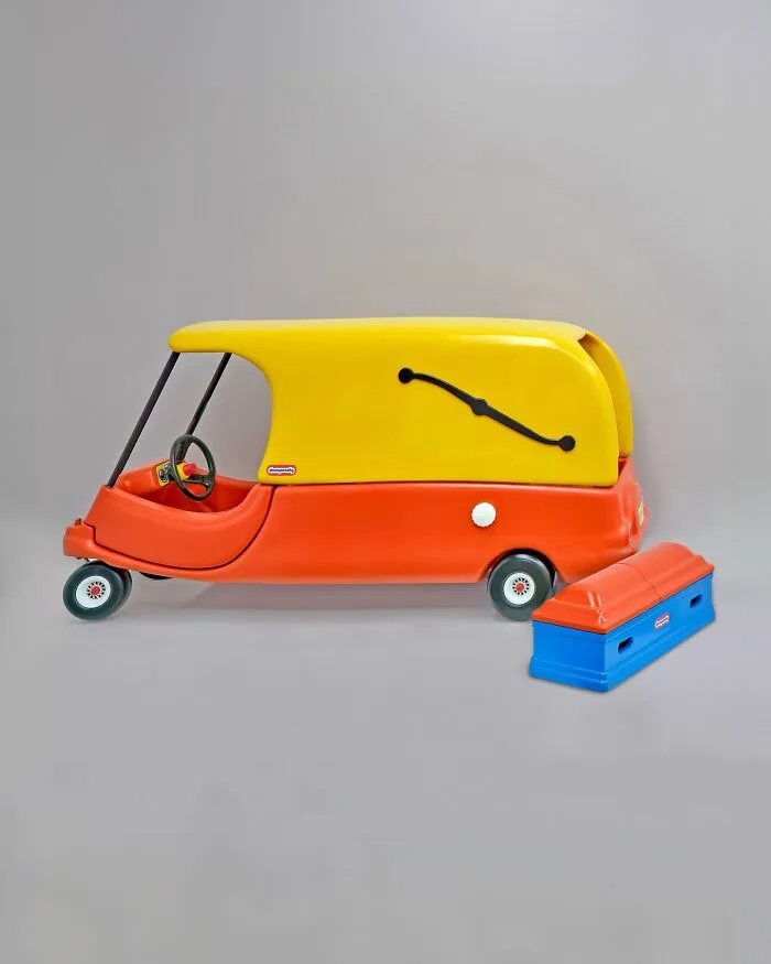 31 Diseños de juguetes vintage desquiciados que desafían las normas