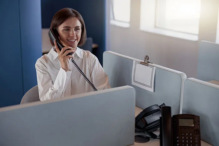 “A LOT Fewer People Would Fly”: 63 Industry Insiders Reveal The Things Companies Keep Quiet