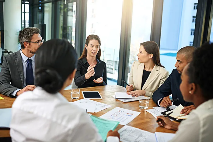 “A LOT Fewer People Would Fly”: 63 Industry Insiders Reveal The Things Companies Keep Quiet